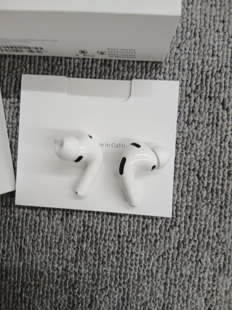 AirPods Pro 3 本体
