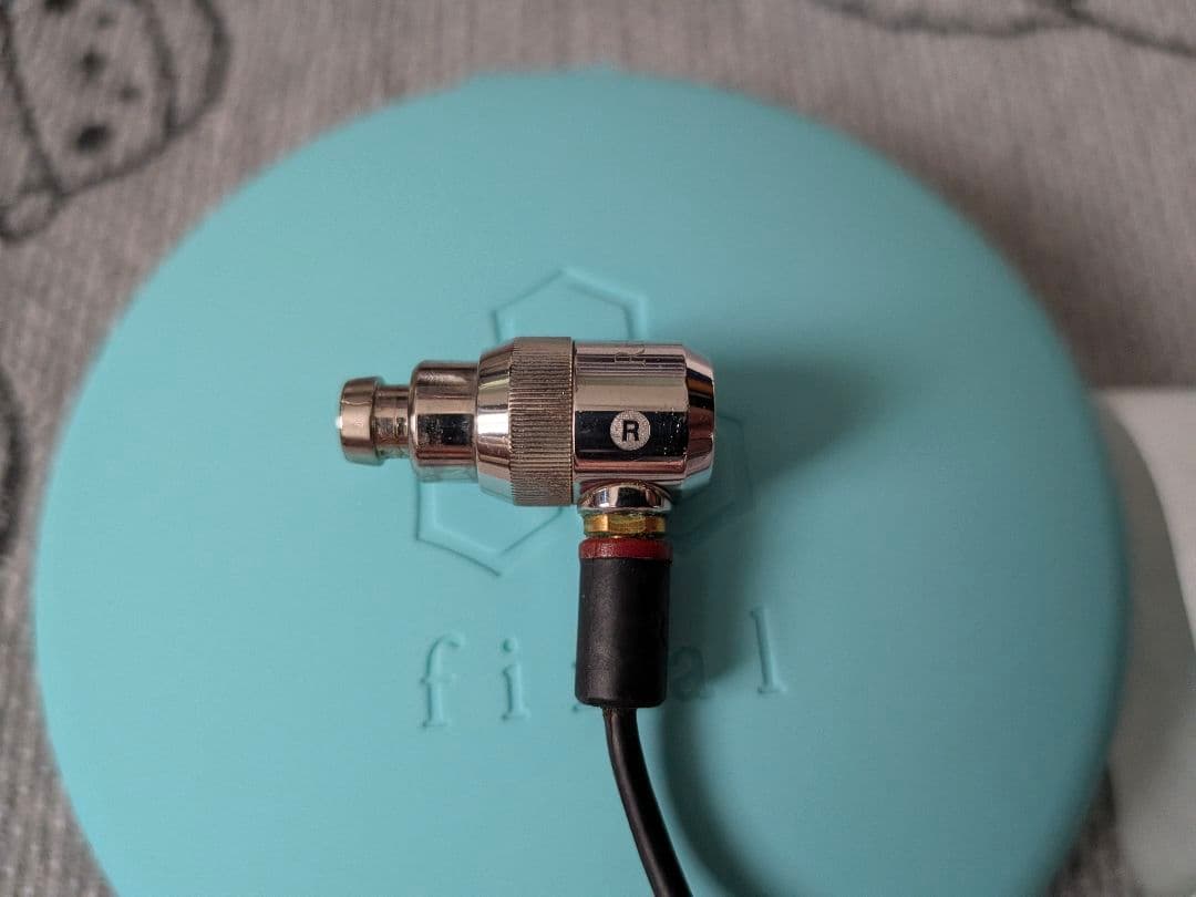 希少　final ANT20 飯田里穂コラボモデル