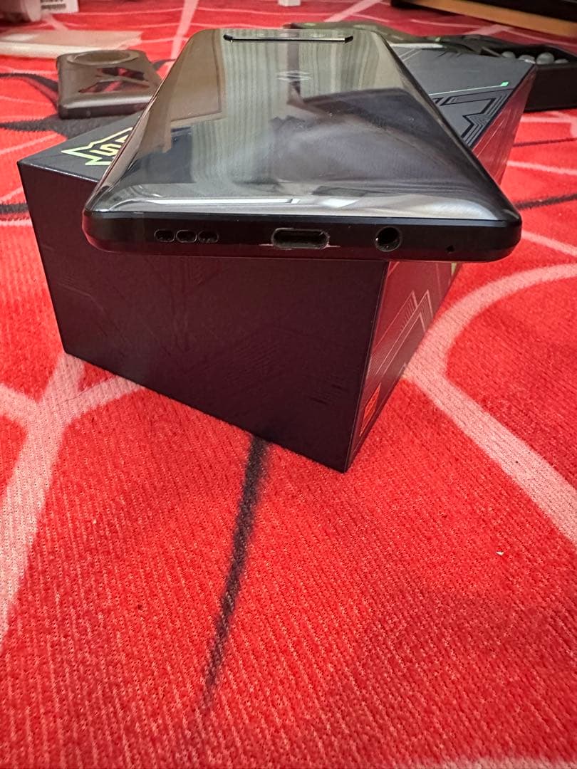 カ*ョ様 Black Shark 4 8/128GB