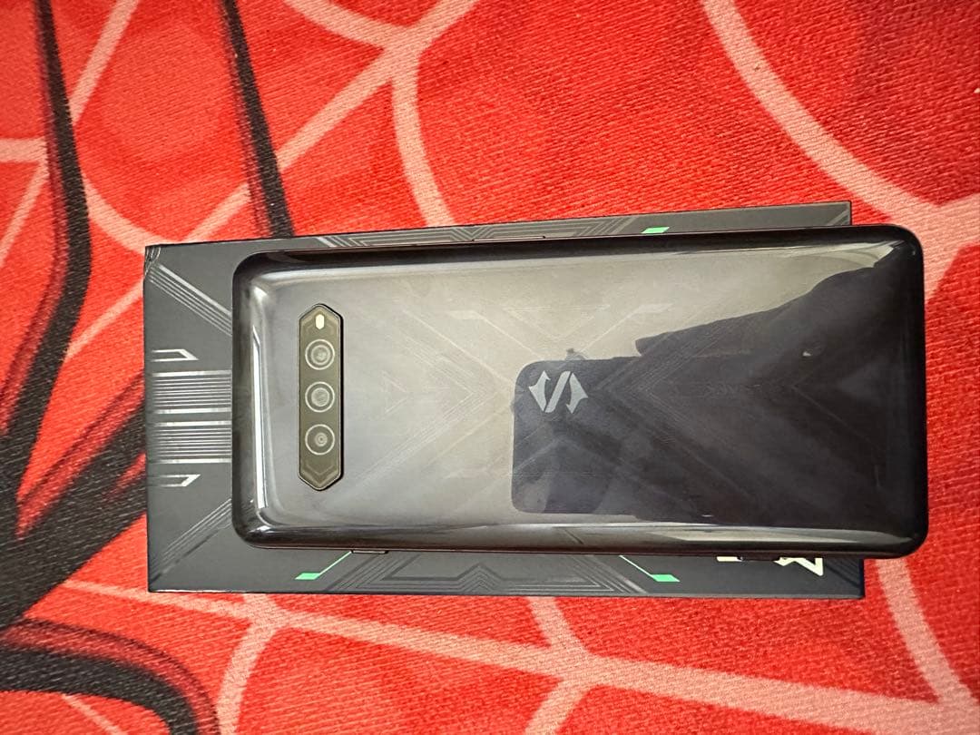 カ*ョ様 Black Shark 4 8/128GB