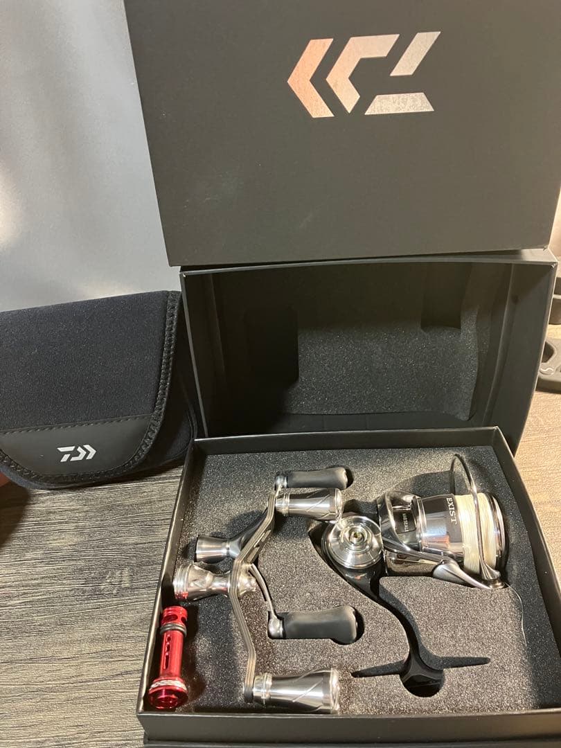 DAIWA 22 EXIST LT2500S-DH スピニングリール