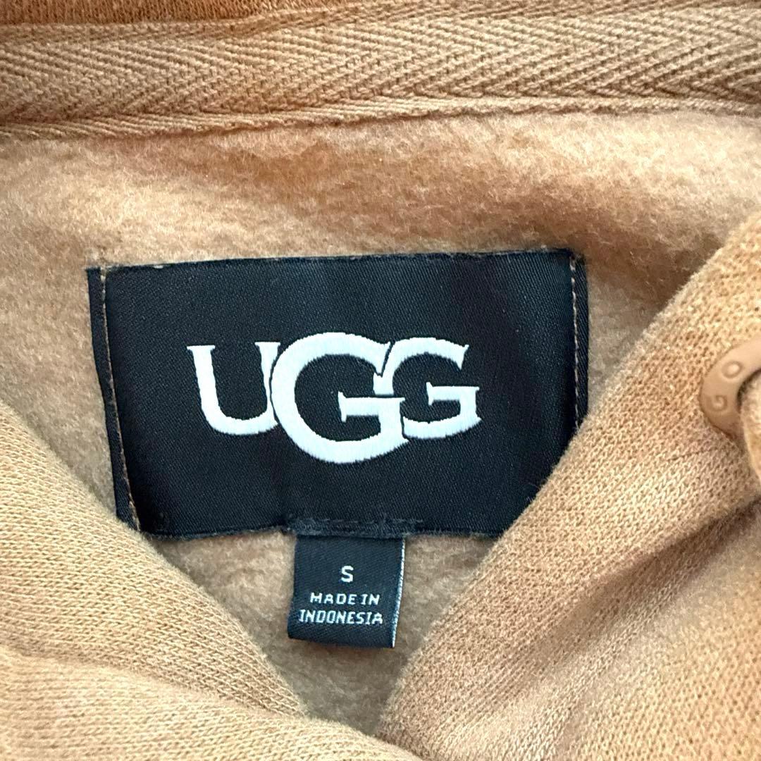最終値下げ UGG ブラウン フード付きパーカー　キャメル　茶色
