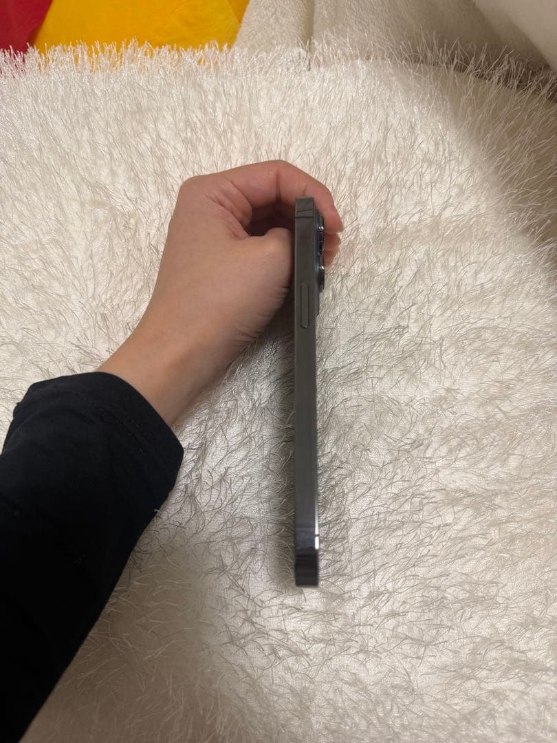 L*p様 Apple iPhone13プロ　256GB SIMフリー　グラファイ