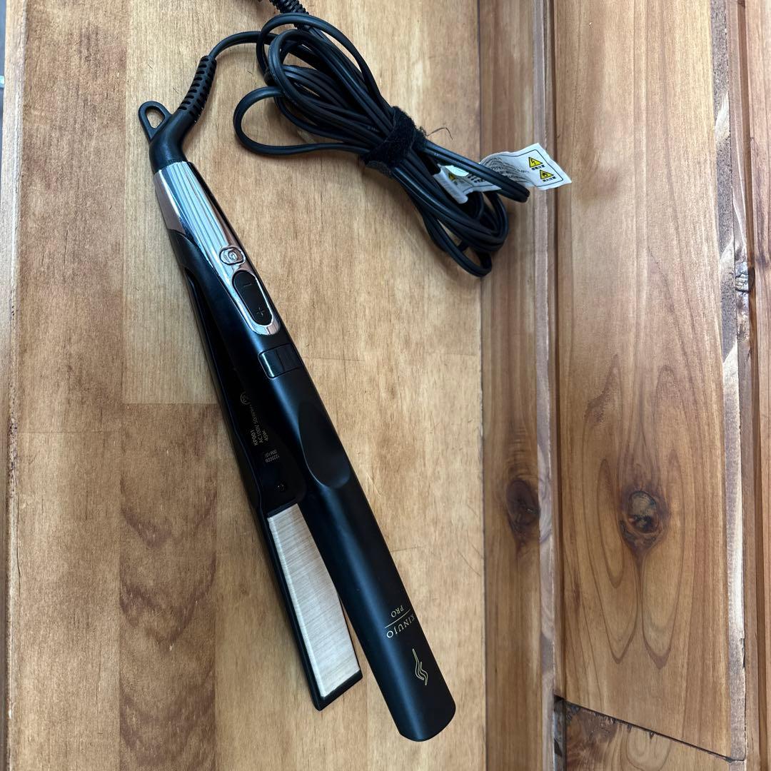 【ちーちゃん専用】・絹女ストレートアイロン　KINUJO PRO【KP001】