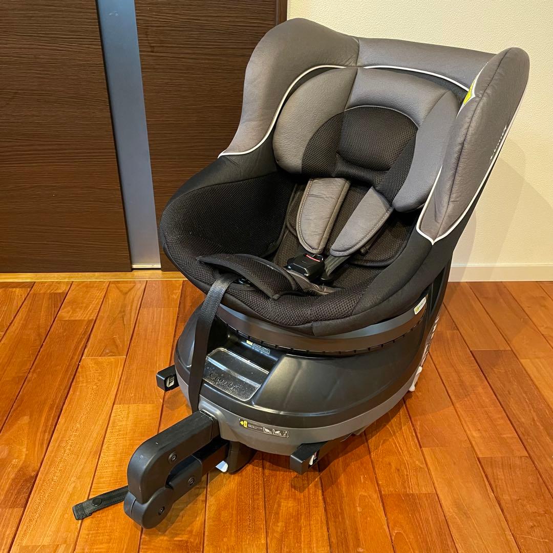 combi グレー チャイルドシート 5点式ベルト