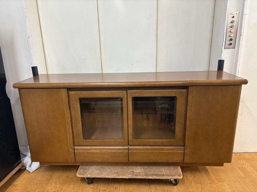 M009 カリモク　サイドボード　リビングボード　キャビネット　幅1800ｍｍ