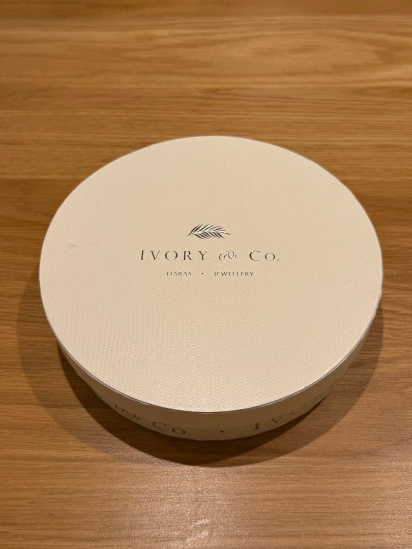 【美品・タグ付き】Ivory & Co Christiana ティアラ