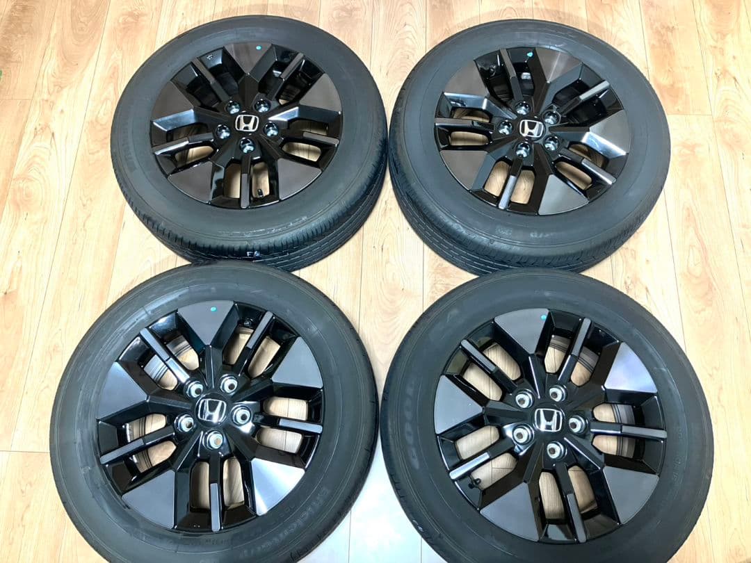 ホンダ　ステップワゴン　スパーダRP6 205/60R16インチ