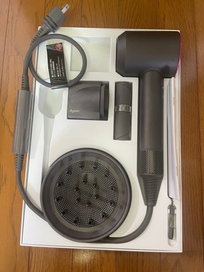 Dyson Supersonic ヘアドライヤー ピンク アタッチメント付き