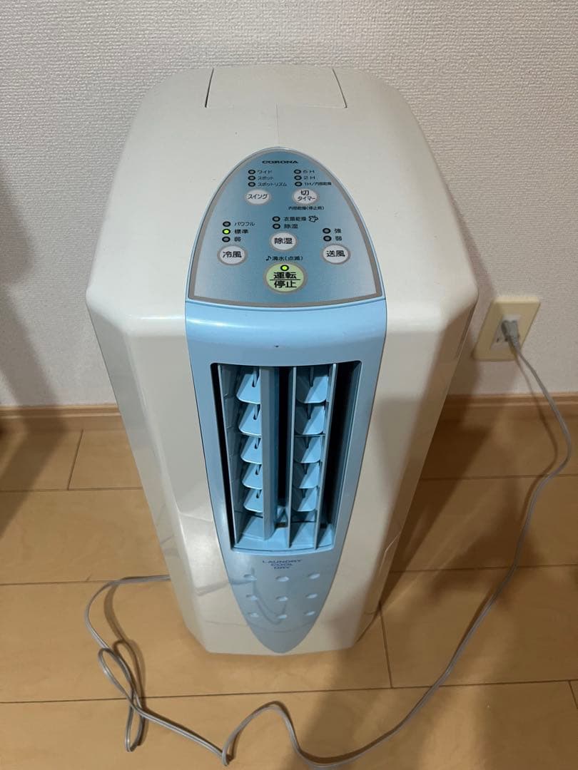 コロナ　2012年製　冷風・衣類乾燥除湿機　CDM-1012
