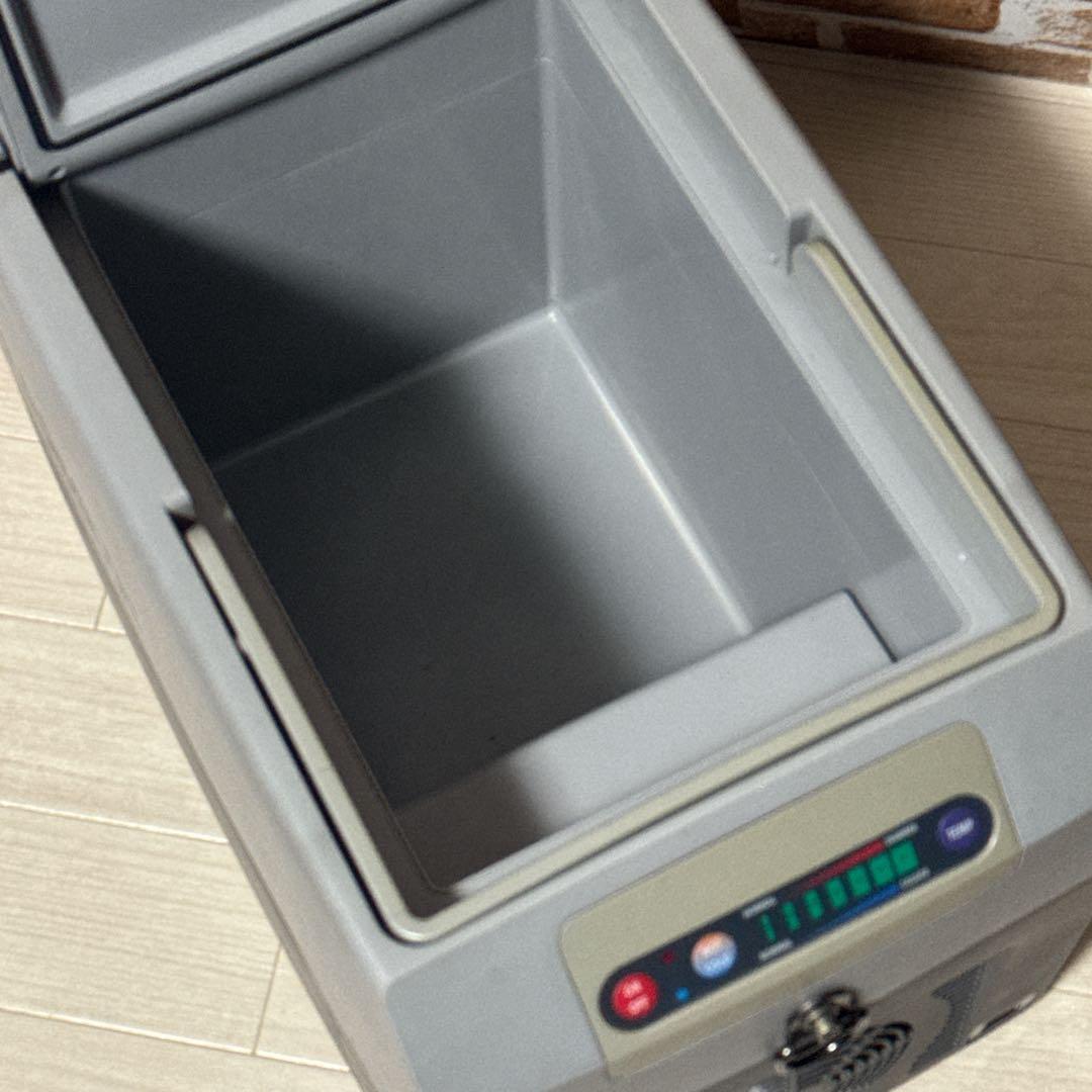 Dometic 車載用温冷庫 DM-TC-14FL 12/24V ペルチェ式