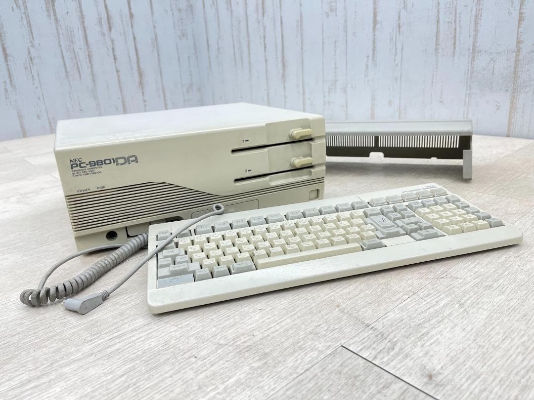 NEC PC9801DA2 レトロパソコン キーボード ジャンク品