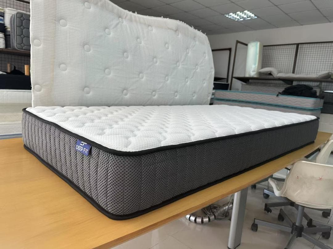 マットレスシングル ポケットコイル 厚さ21cm やや硬め竹炭ウレタ４Dメッシュ