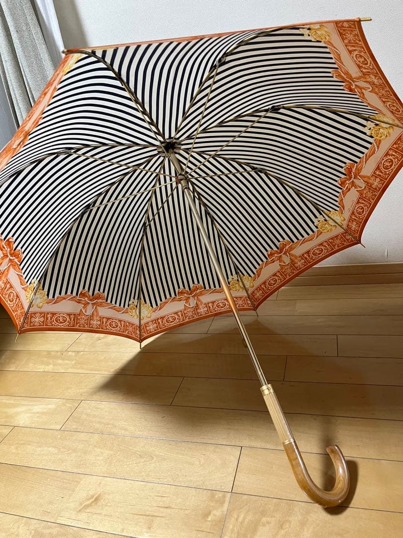 Christian Dior 旧ロゴ総柄　ストライプと花柄の長傘