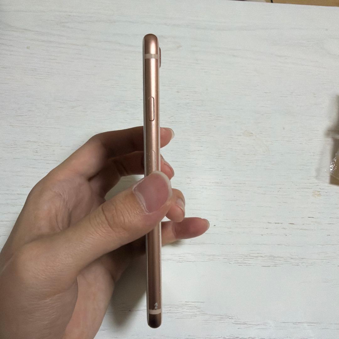 iPhone8 ゴールド 64G