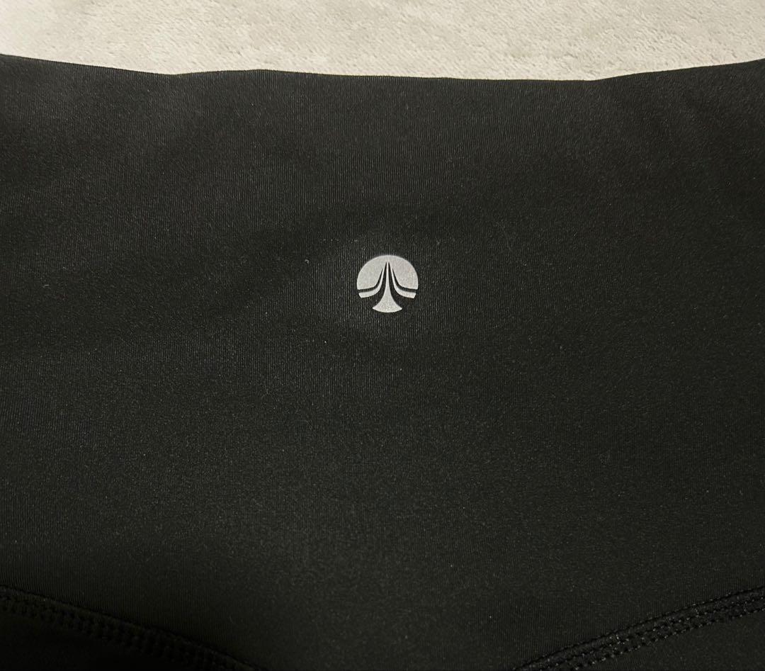 SUKALA ベーシックフレアパンツ 黒　Mサイズ