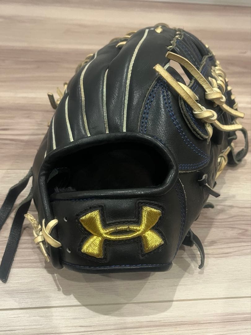 Under Armour 軟式グローブ 外野手用