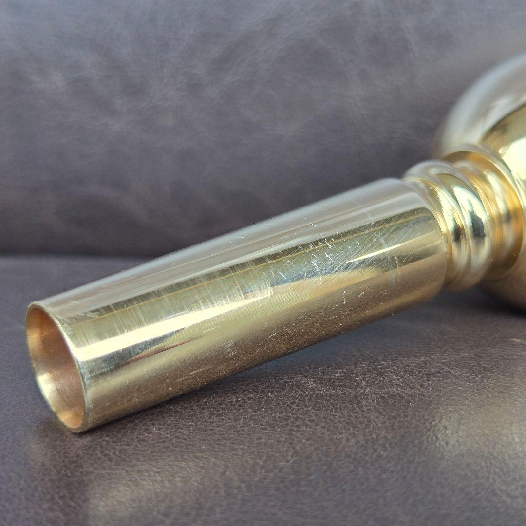 ペラントゥッチ チューバ マウスピース PT-82 金メッキ 美品
