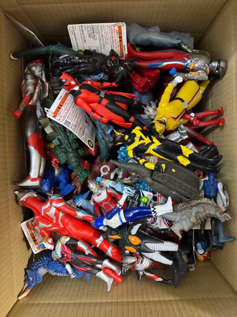 特撮ソフビ大量まとめ売り　ソフビ　フィギュア　ゴジラ　ウルトラ怪獣