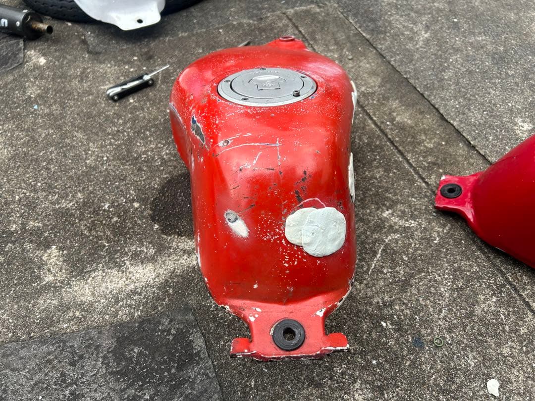 NSR80/50 ガソリンタンク　前期