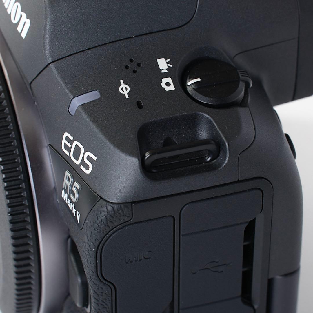 【即日発送／美品】EOS R5mark2 mark II 4500万画素