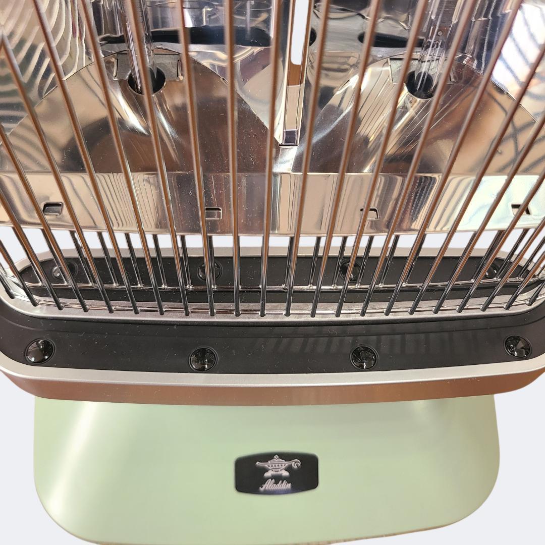 【美品】ALADDIN アラジン 遠赤グラファイトヒーター　CAH-2G10B