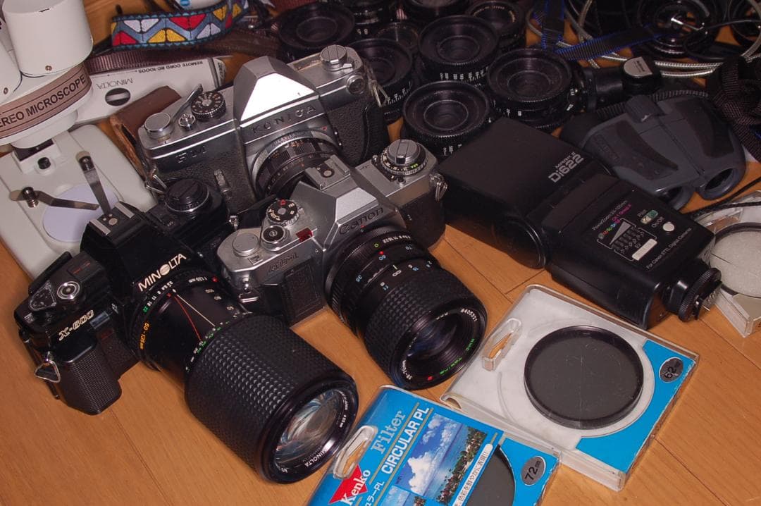 【片付け整理】フィルムカメラ関連ジャンク品ひとまとめ