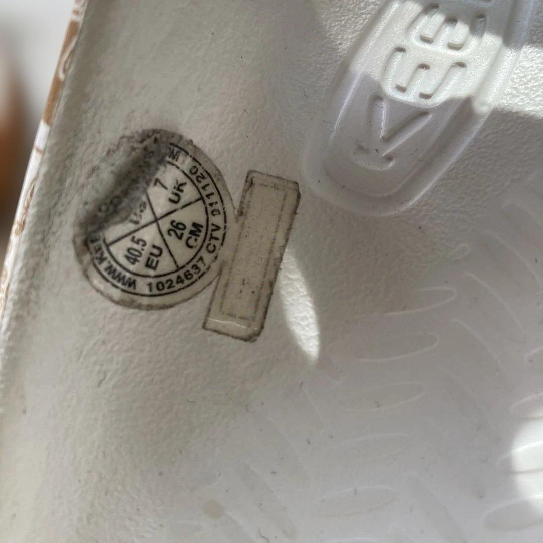 KEEN YOGUI サンダル　ペイズリー柄　ホワイト　26cm