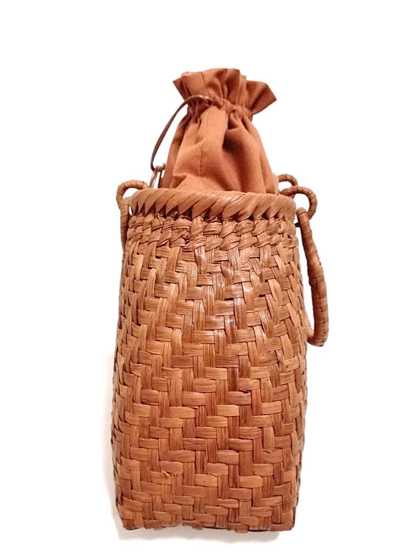 山葡萄バッグ台形網代