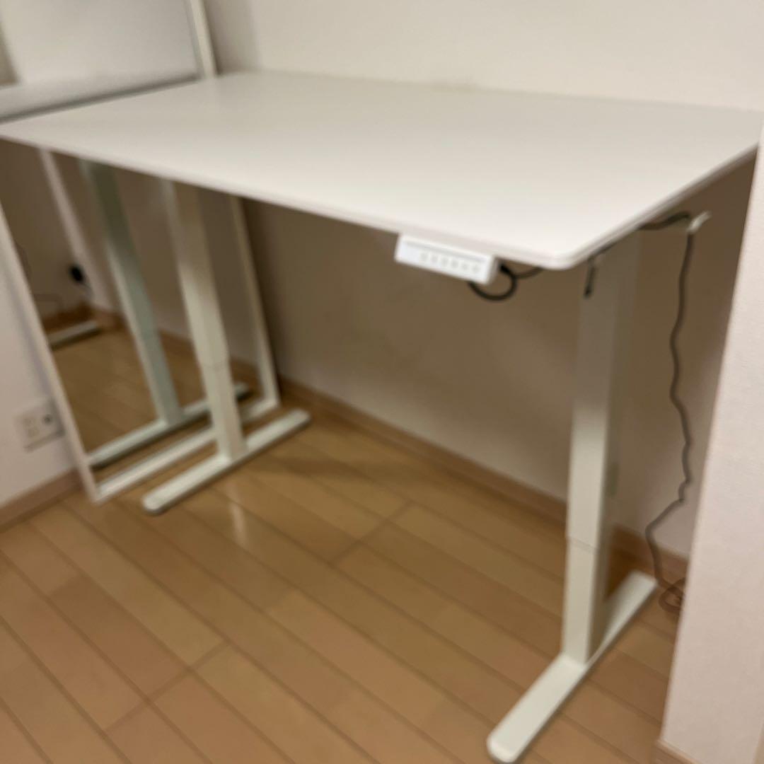 電動昇降式デスク　ErGear　ホワイト　140 x 70 x 72-118cm