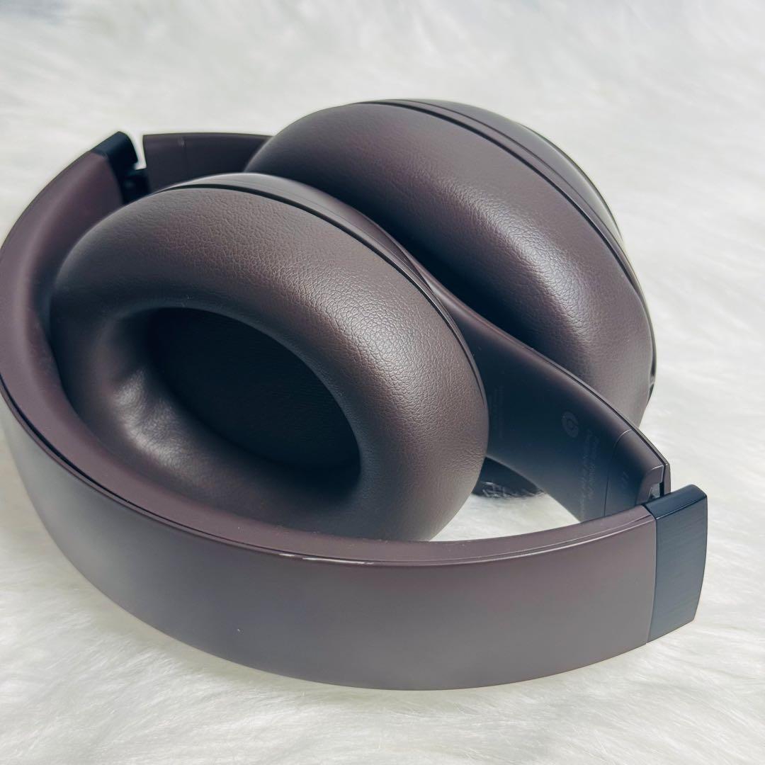 美品　Beats Studio Pro ディープブラウン