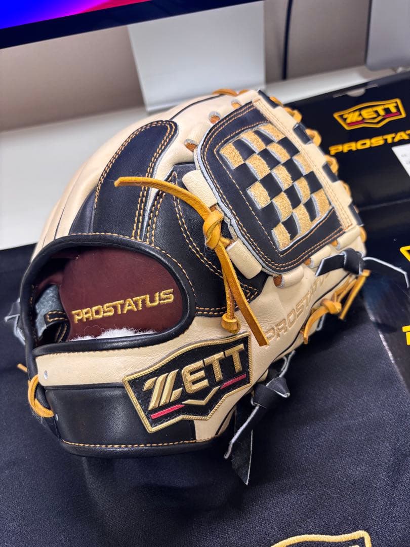 ZETT プロステイタス 源田モデル 軟式右投げ 箱・保存袋付き
