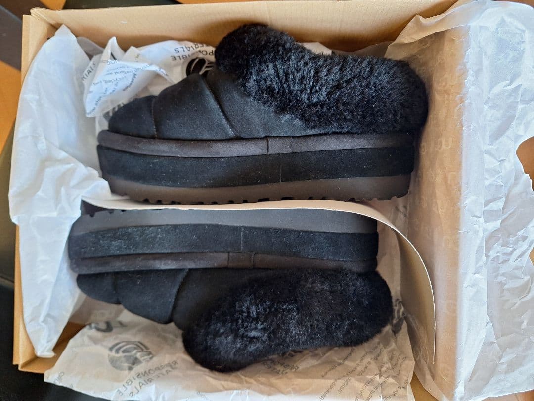 UGG ブラック tazzlita 厚底ムートン24cm