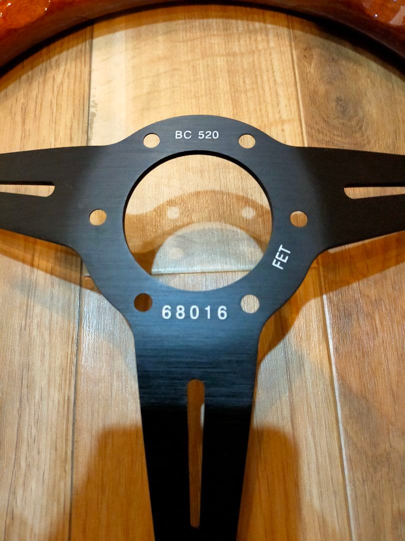 Nardi ND ステアリングホイール ウッド製