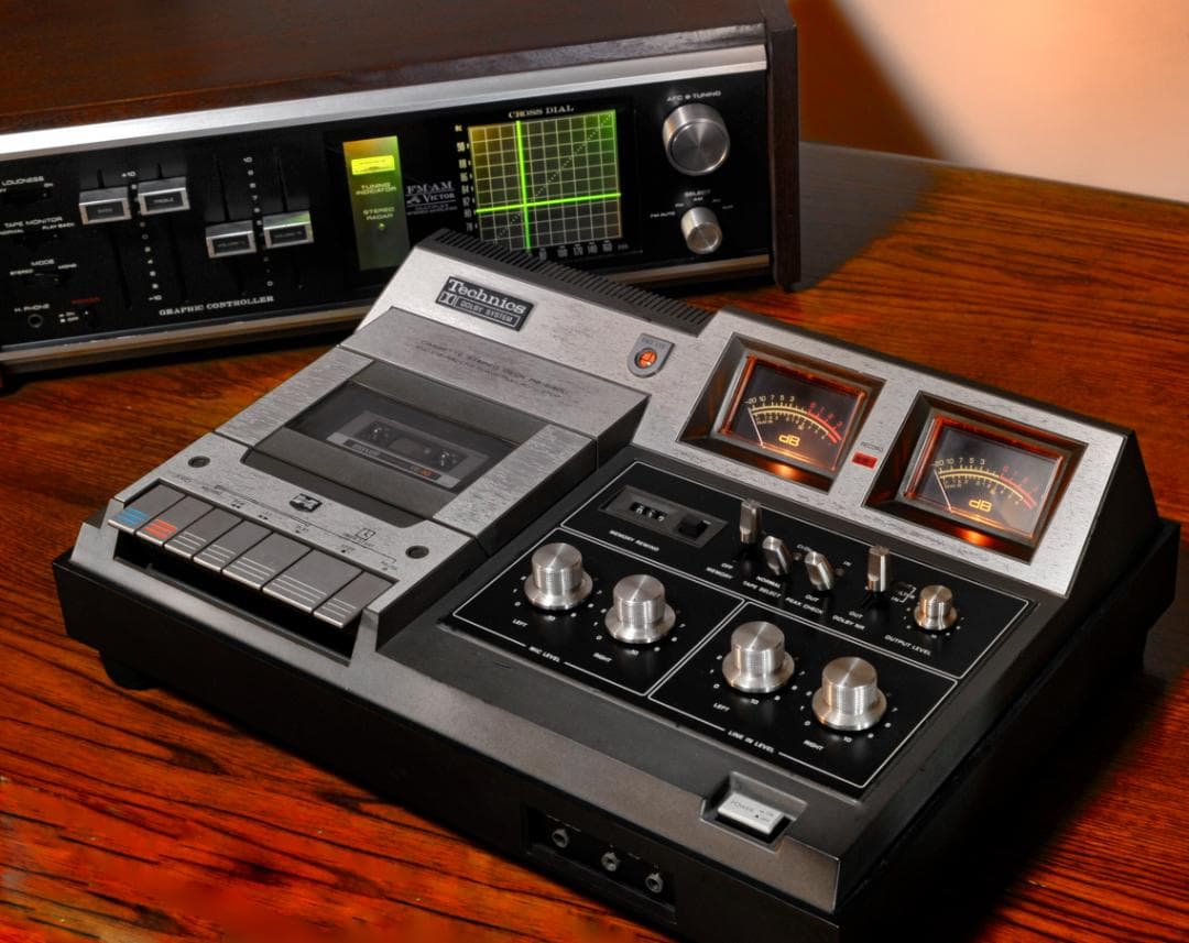 ★Technics STEREO CASSETTE DECK RS-640U　♪