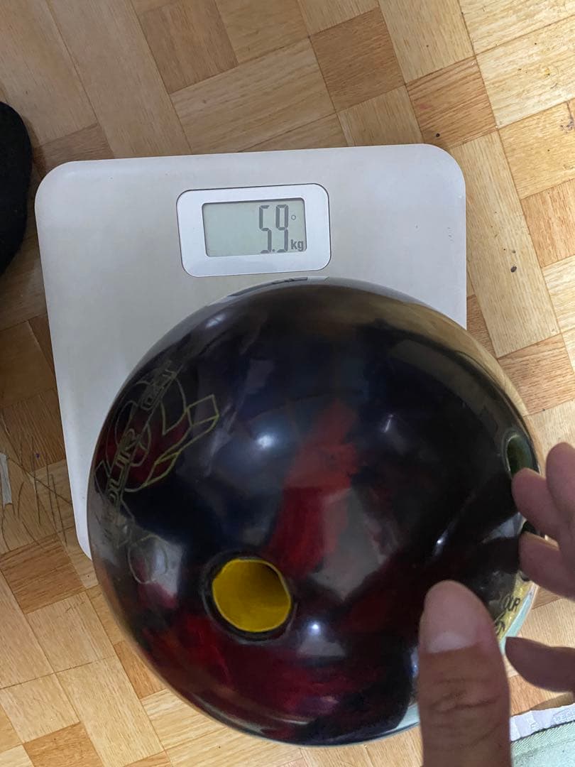 IQ TOUR GT ボウリングボール