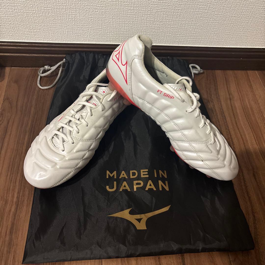 Mizuno レビュラJAPAN サッカーシューズ ホワイト/レッド 27.0
