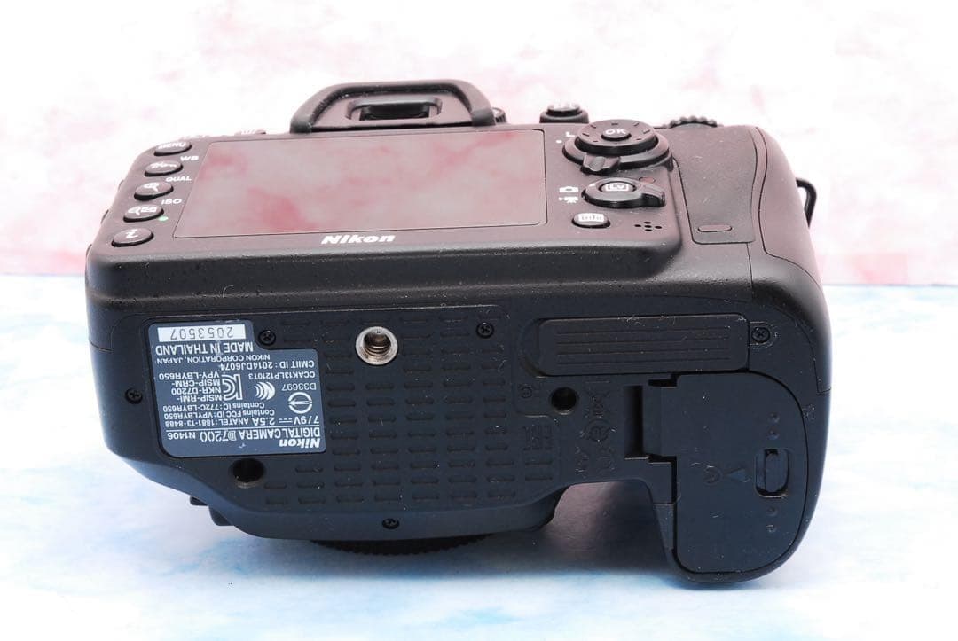 ニコン D7200☆一眼レフカメラ☆バッテリーグリップ付☆超望遠付Wレンズ