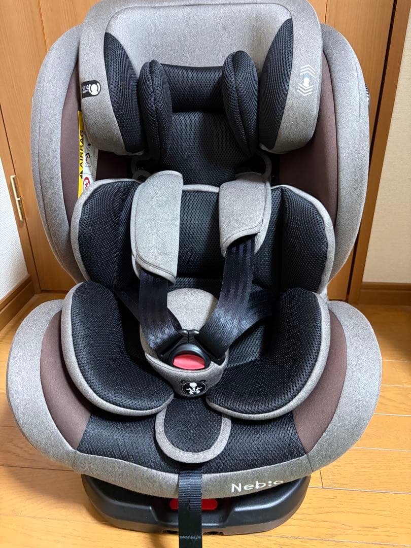 送料込み✨ネビオ　ターンピット　ISOFIX ブラウン