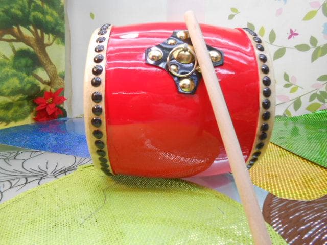 新品未使用(送料無料)小児向け11.000円エイサー大太鼓18cm 撥サージ付き