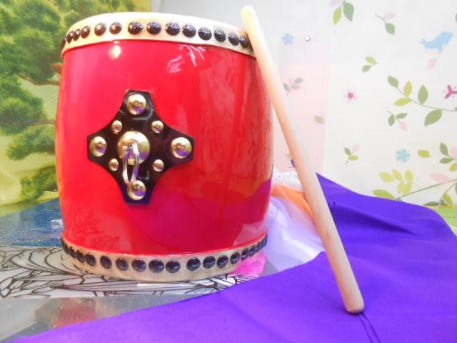 新品未使用(送料無料)小児向け11.000円エイサー大太鼓18cm 撥サージ付き