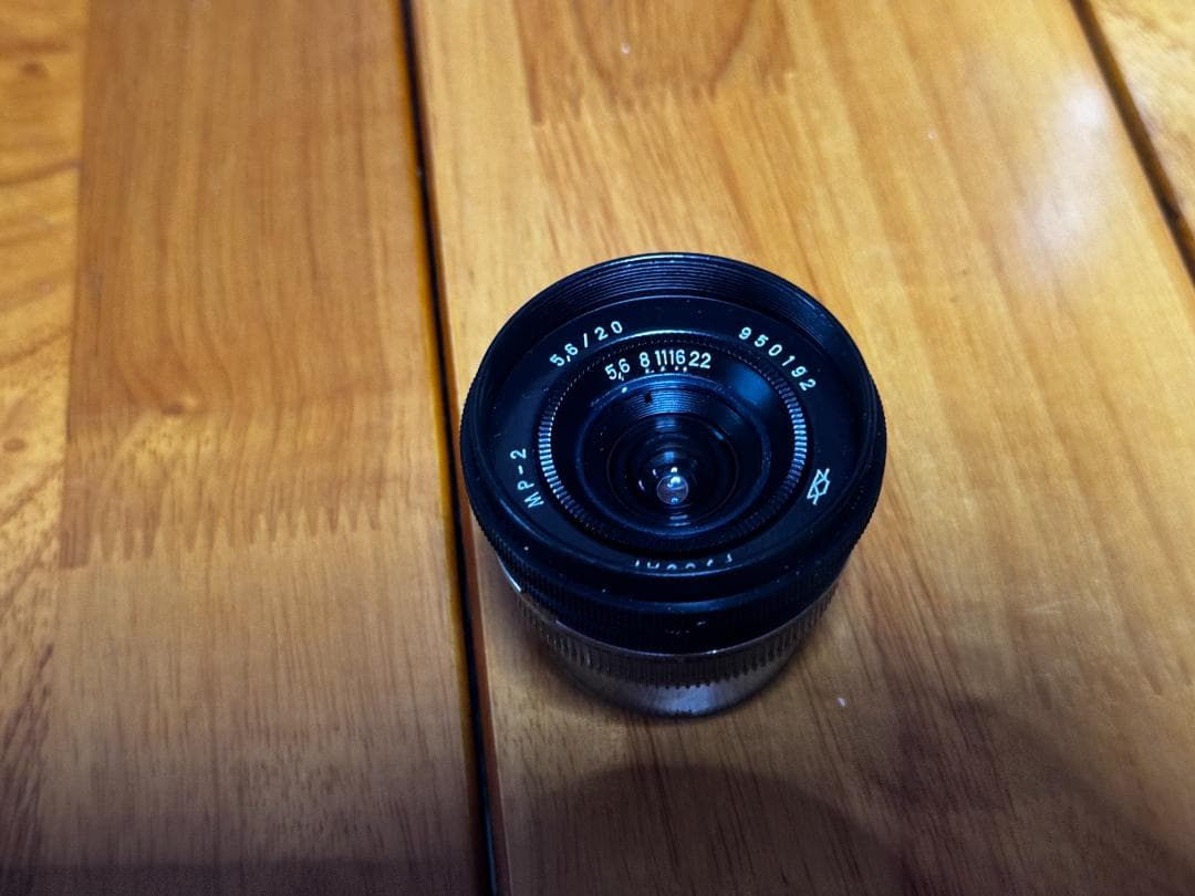 Russar 20mm f5.6レンズ
