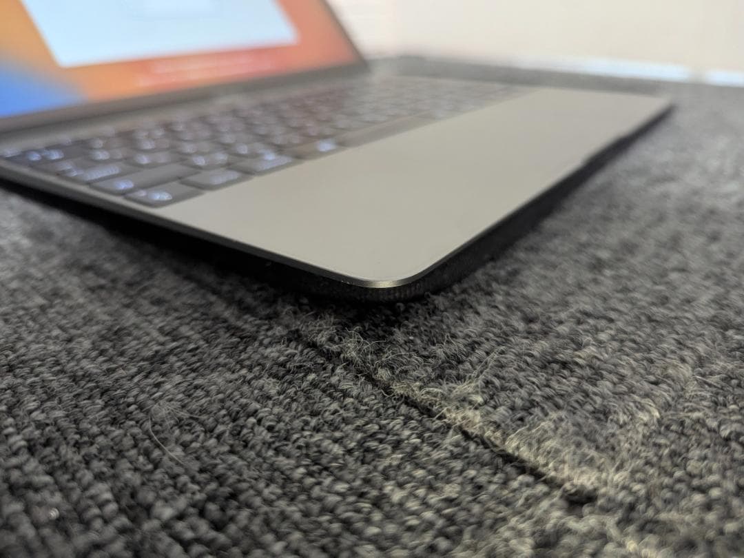 【画面新品級】MacBook 12 2017 充放電132回 動作診断済