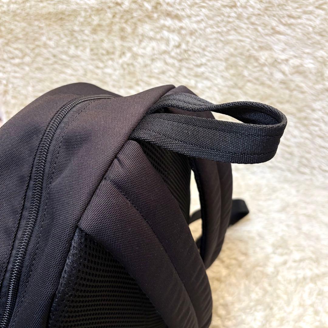 DIESEL リュック　ディーゼル　【美品】　Dロゴ　ブラック　バックパック