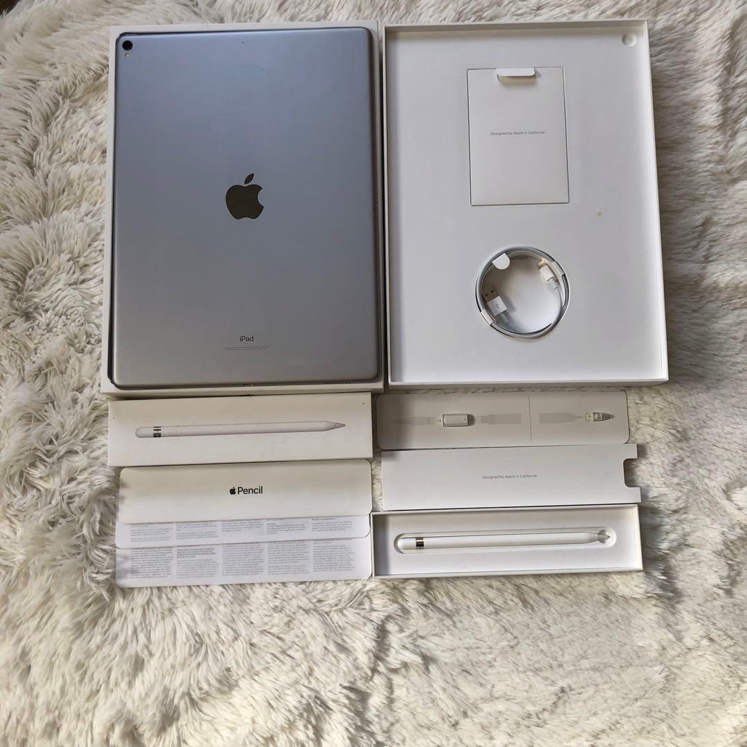 【完動品】iPad Pro 12.9 第2世代 256GB 【すぐ発送】