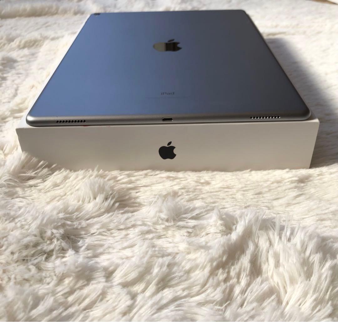 【完動品】iPad Pro 12.9 第2世代 256GB 【すぐ発送】