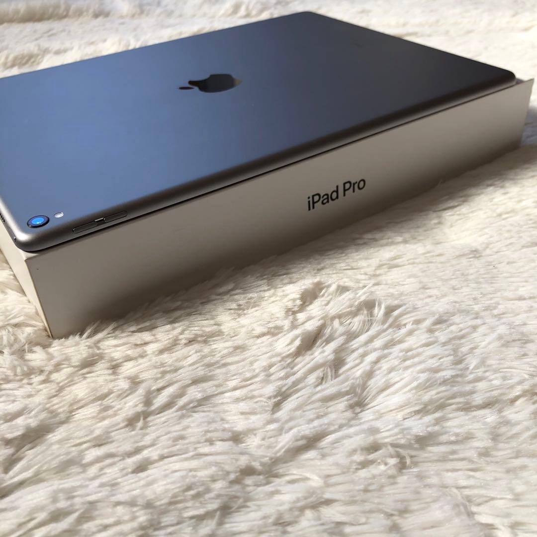 【完動品】iPad Pro 12.9 第2世代 256GB 【すぐ発送】
