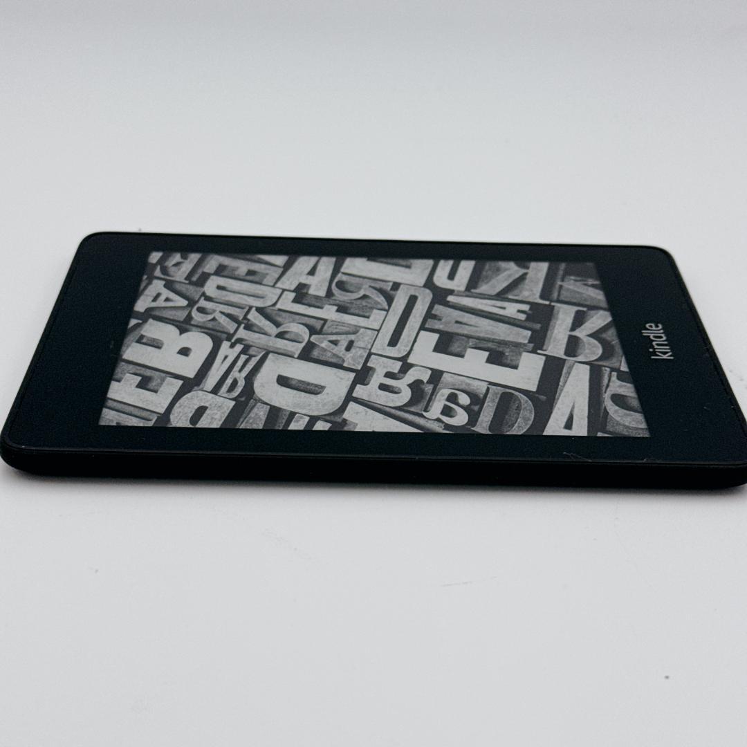 【極美品】Amazon Kindle Paperwhite 第10世代 ケース付
