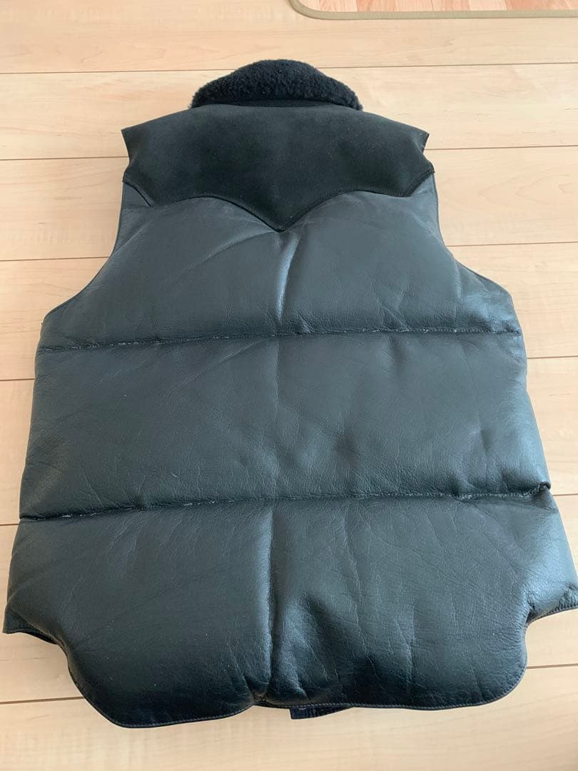 ロッキーマウンテン オールレザーダウンベスト36美品
