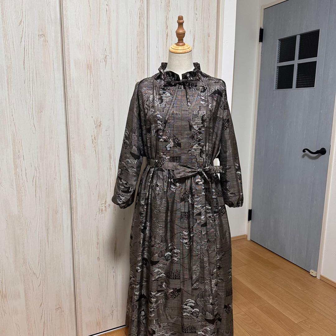 着物リメイク 大島紬(9マルキ)からピンタックの襟ギャザーワンピース(L)